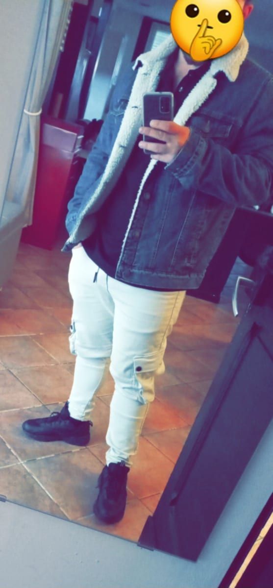 Profil von Feras